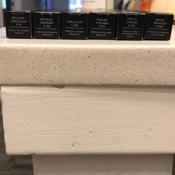 Amazing quality eye brush bundle! - Picture 2 of 3